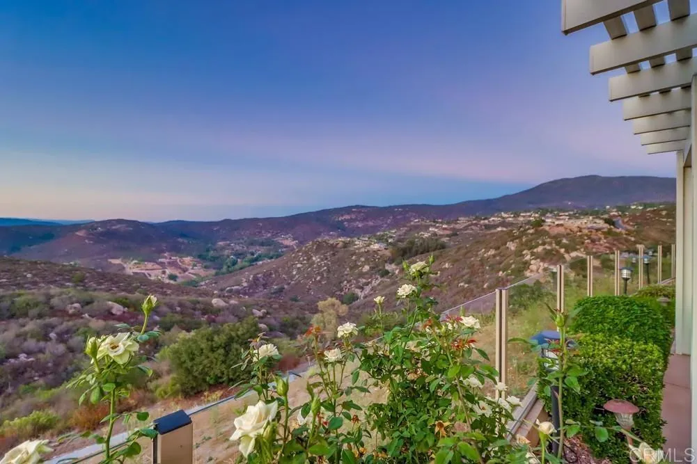 https://cdn.realtyfeed.com/cdn/127/306570104/5f16a528091553cd1e0734081461e0b6.webp