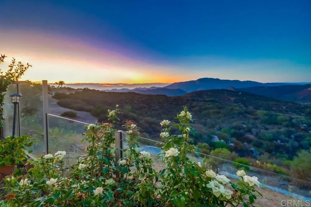 https://cdn.realtyfeed.com/cdn/127/306570104/dfbdd49530b1f708abfd42ea1160c57d.webp