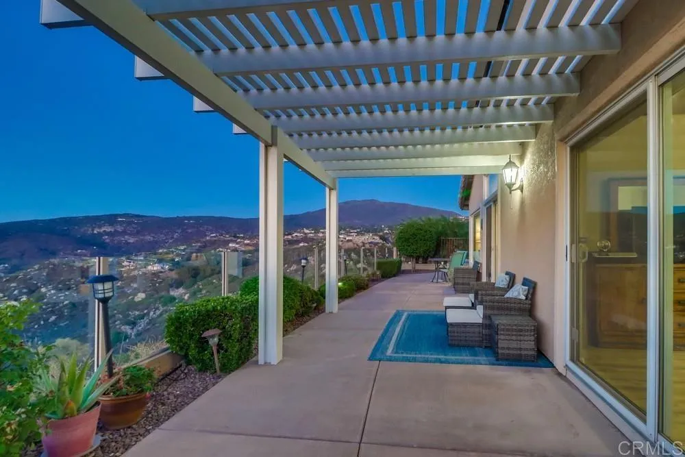 https://cdn.realtyfeed.com/cdn/127/306570104/fcb5722c36869c28634e5c30a9e9b5c1.webp