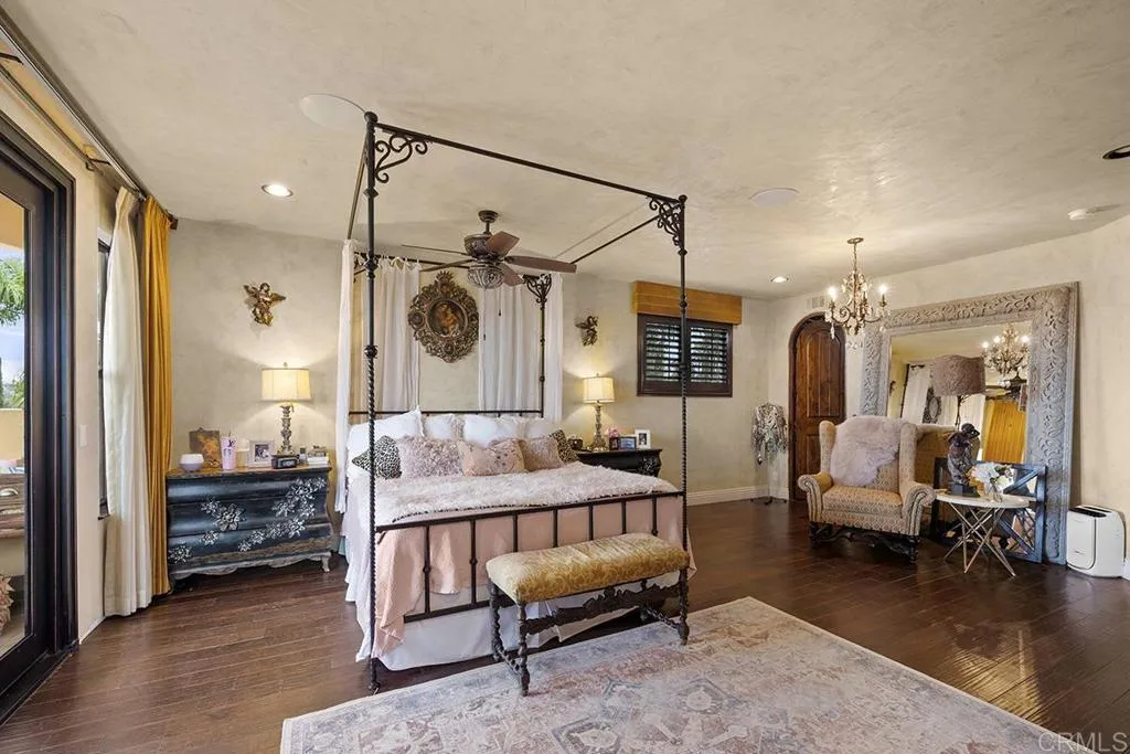 https://cdn.realtyfeed.com/cdn/127/306570205/8801d2dc6e2f84f172c6dfefeb212bd2.webp