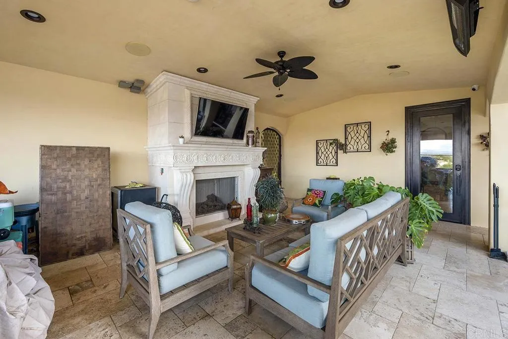 https://cdn.realtyfeed.com/cdn/127/306570205/8c93aa0b73f9d86dca873a0145427e2f.webp