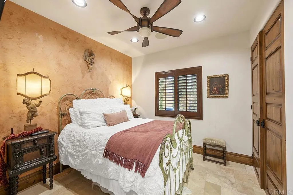 https://cdn.realtyfeed.com/cdn/127/306570205/bef563f7ac63fb25c0819f6dbec9f171.webp