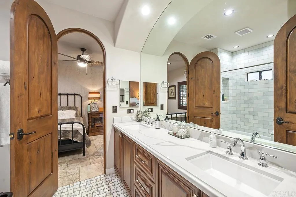 https://cdn.realtyfeed.com/cdn/127/306570205/f39e8a47c0de30a37d43a0baa3e736ce.webp