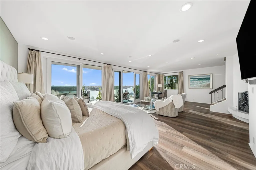 2301 Pacific Drive, Corona del Mar, CA 92625 - Photo 5 of 51, Corona Del Mar, CA