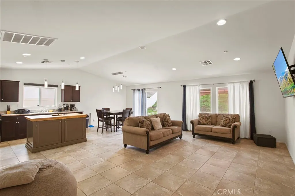 33143 Big Range Drive, Winchester, CA 92596 - Photo 5 of 31, Winchester, CA