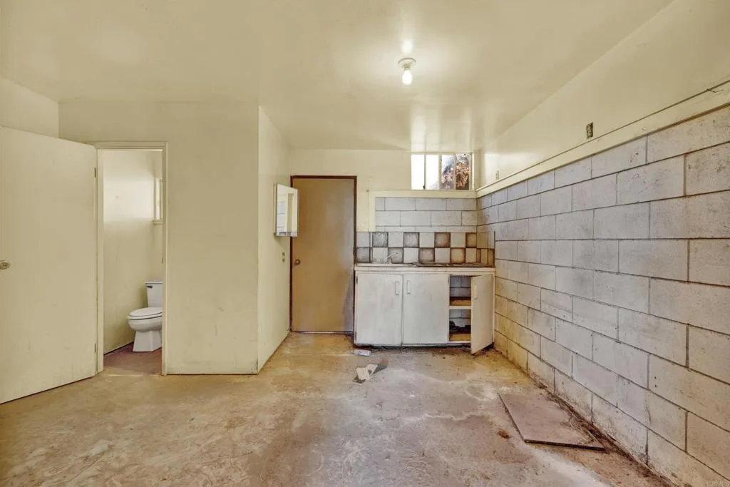 https://cdn.realtyfeed.com/cdn/127/306570458/32faf2533238f6d3e4fc9c0bb29c5c65.webp