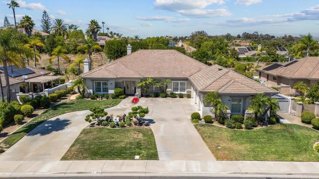 https://cdn.realtyfeed.com/cdn/127/306570464/12e1933a8fff24b9c84ab96672febc8d.webp