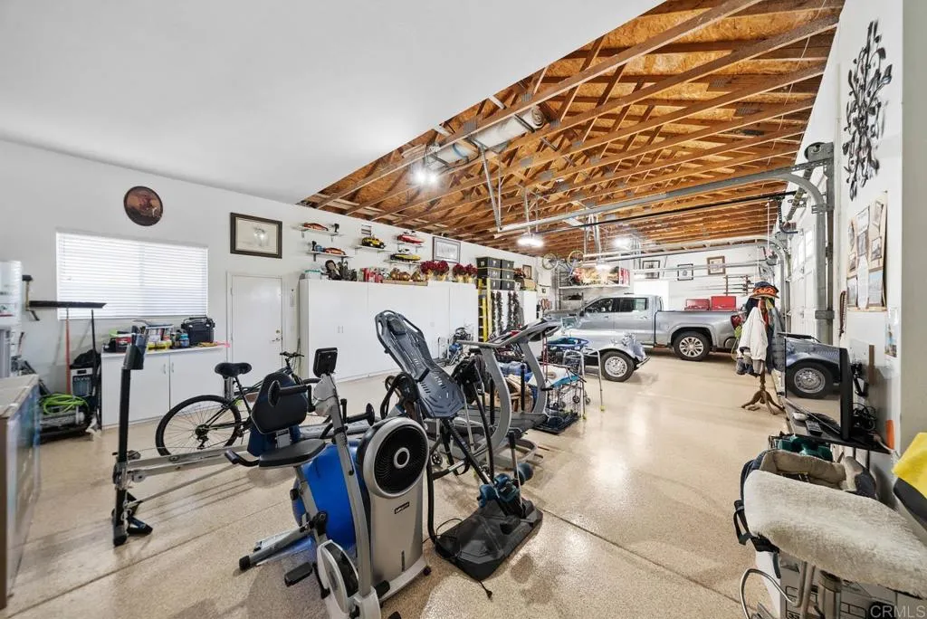 https://cdn.realtyfeed.com/cdn/127/306570464/f6491966e2cc9a379aed2a28472f7b4f.webp