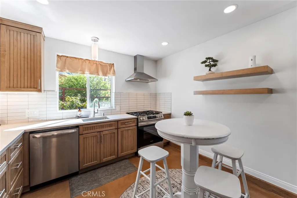 https://cdn.realtyfeed.com/cdn/127/306570466/4103dd4eeda79d6d114642a0991c154b.webp