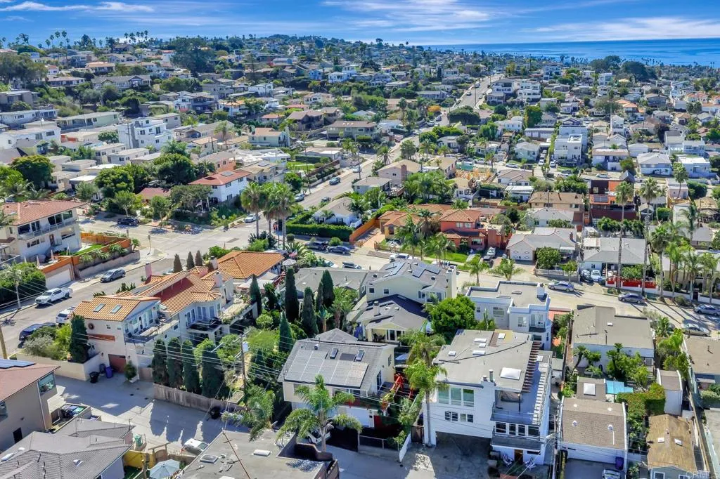 https://cdn.realtyfeed.com/cdn/127/306570502/83e9d29c07743b11e46372b641c872bb.webp