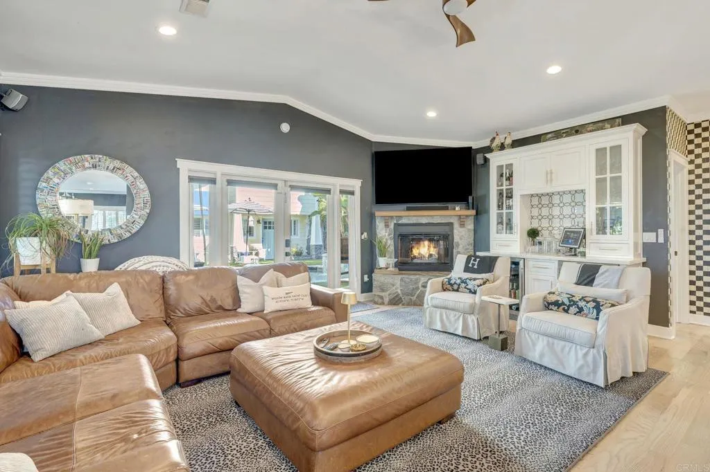 https://cdn.realtyfeed.com/cdn/127/306570502/b06f6550c8a43c0e60b6af8386576a6c.webp