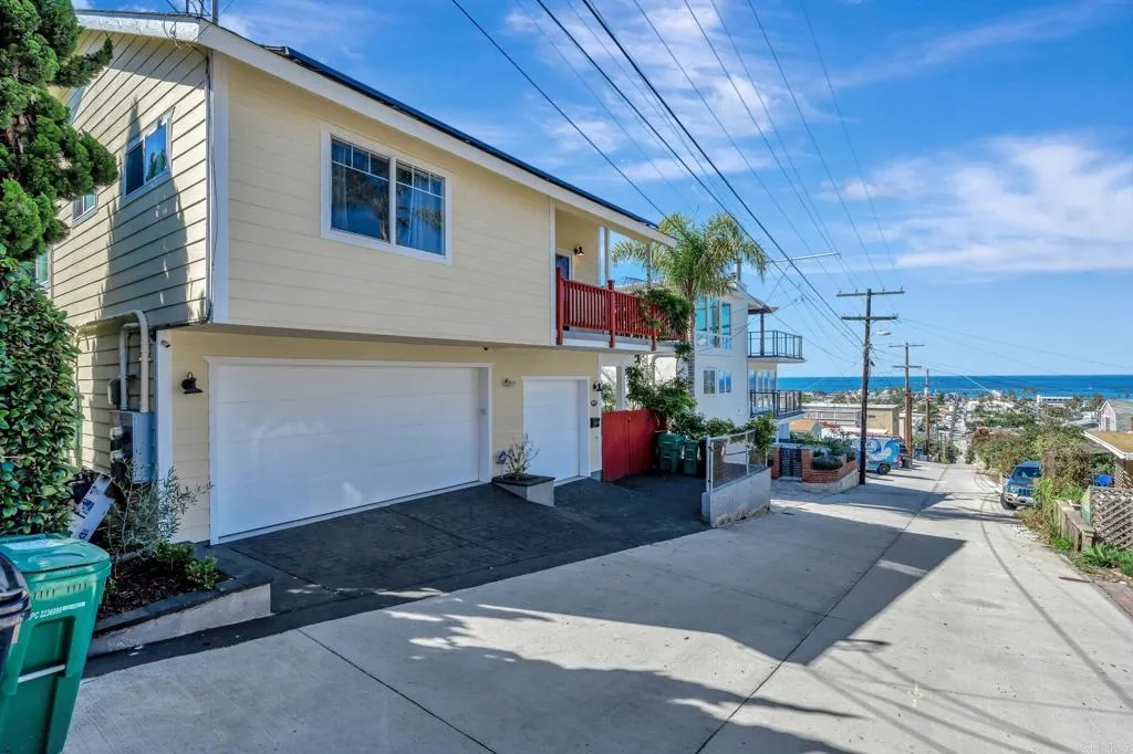 https://cdn.realtyfeed.com/cdn/127/306570502/dcbd8a6b3575dbd0d306ecfa4f93c03a.webp