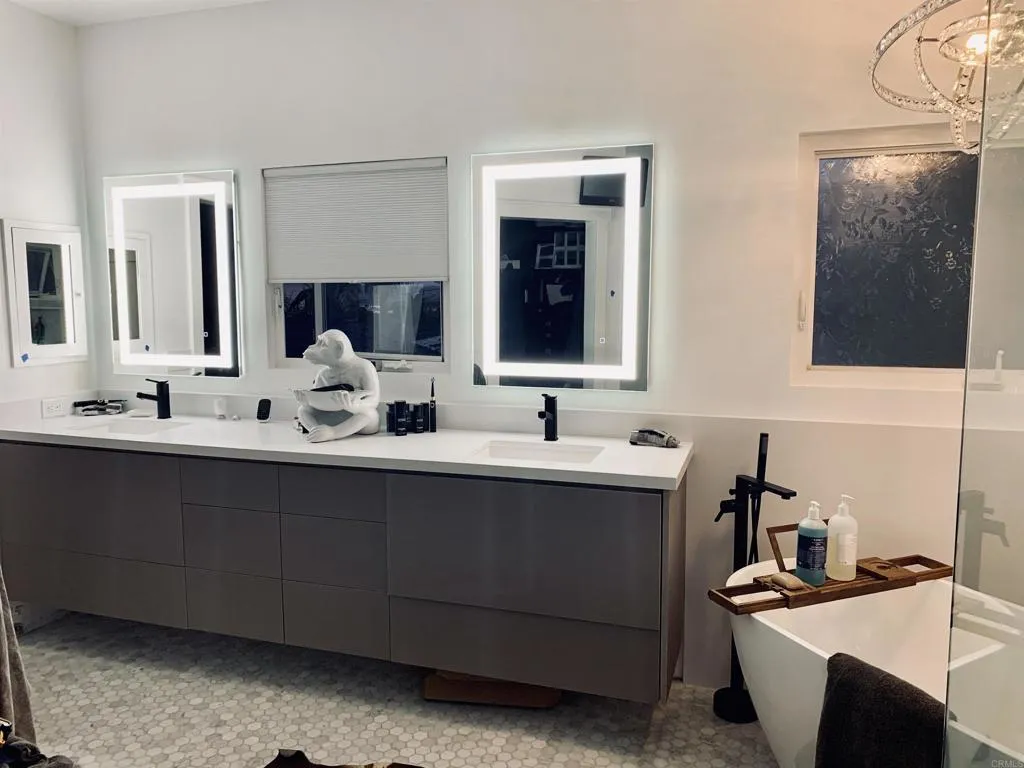 https://cdn.realtyfeed.com/cdn/127/306570502/dcf65bdc03bd31979d1d7f50cd399ffe.webp