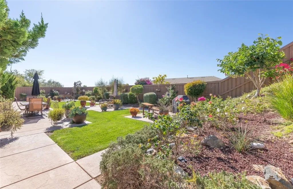 https://cdn.realtyfeed.com/cdn/127/306570510/888d14f5f868f121292d0dd6de4ab89c.webp