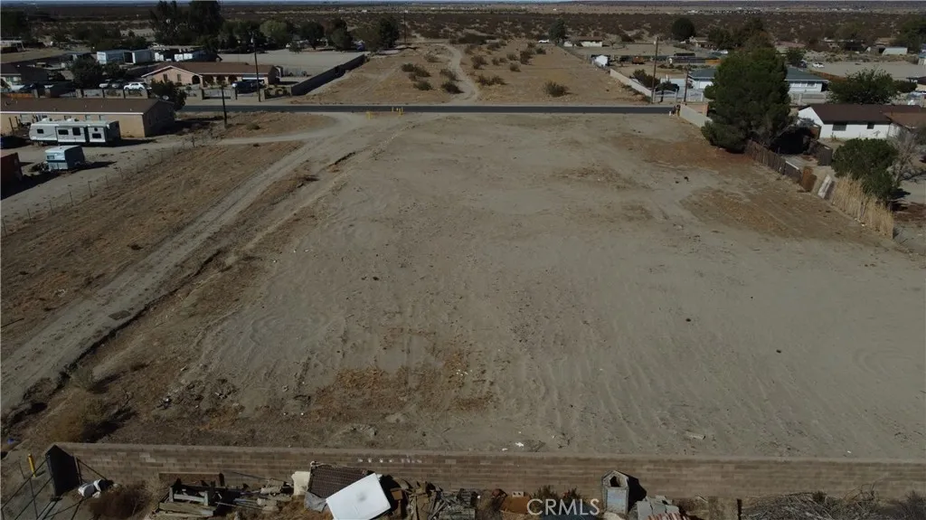 112 E/cor, Sun Village, CA 93543 - Photo 2 of 5, Sun Village, CA