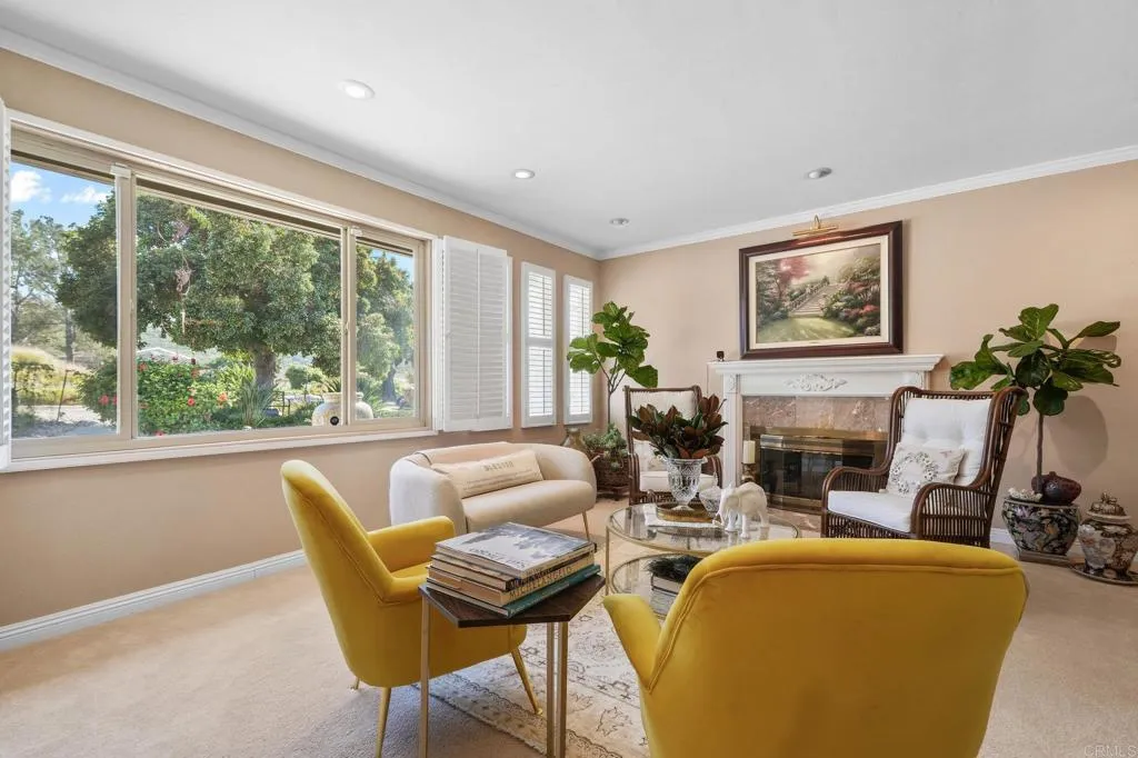 https://cdn.realtyfeed.com/cdn/127/306570617/c511bd8f93088cefdff49cc23d6c9983.webp