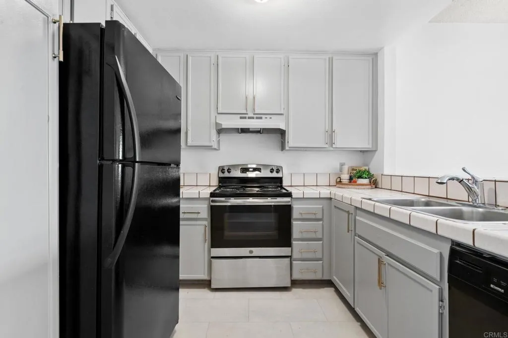 Photo #4: PTP2507971 Listing: Photo #4