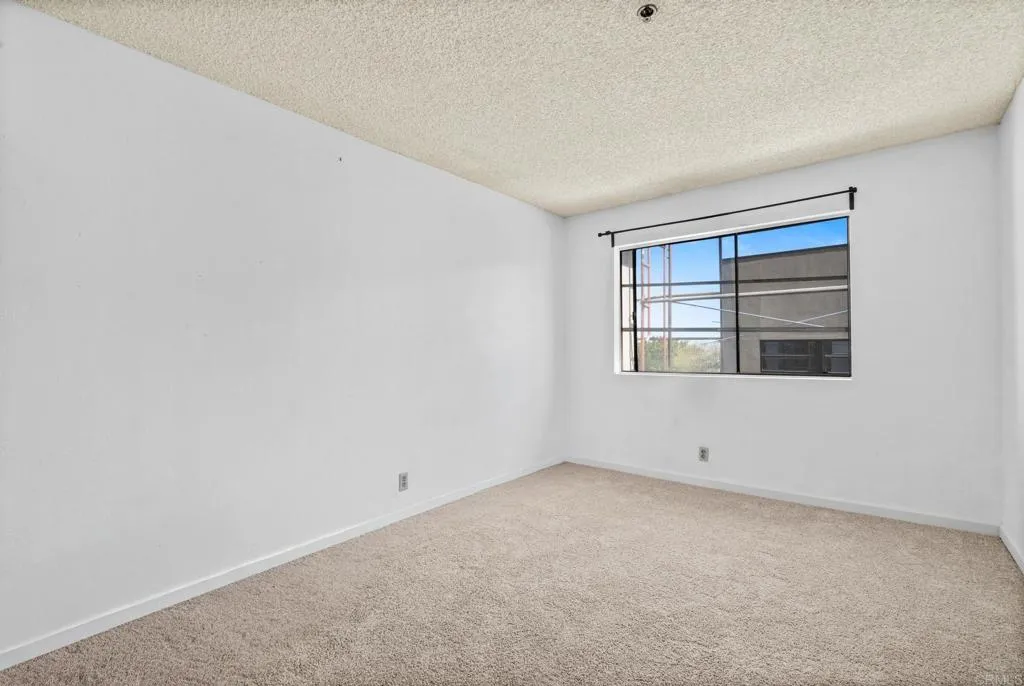 Photo #11: PTP2507971 Listing: Photo #11