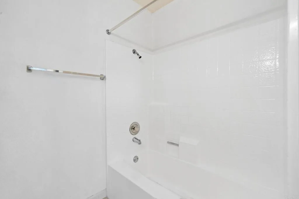 Photo #13: PTP2507971 Listing: Photo #13