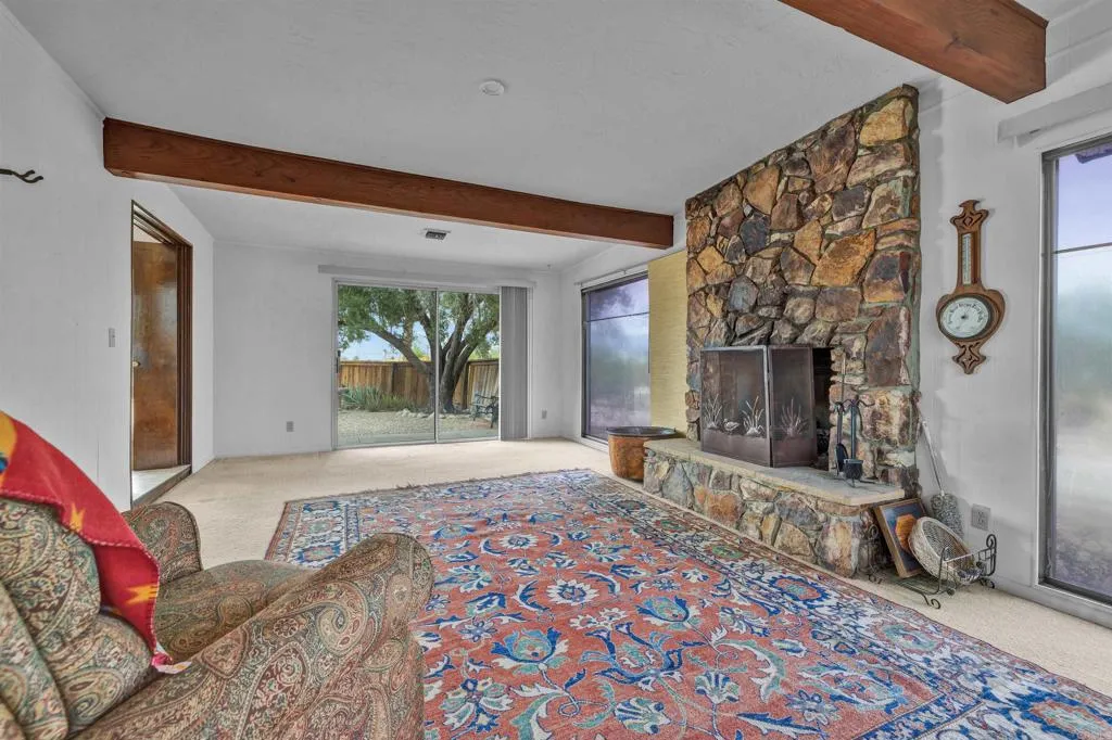 https://cdn.realtyfeed.com/cdn/127/306570756/01b0e345b091db462bbdf53b84b90e63.webp
