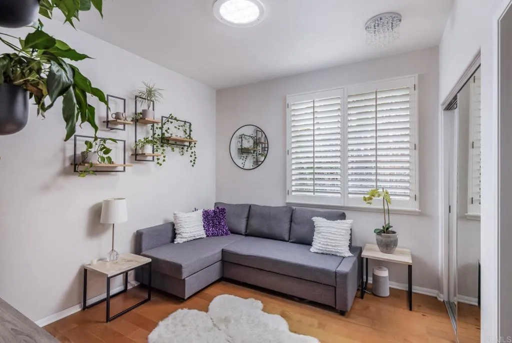 https://cdn.realtyfeed.com/cdn/127/306570759/53e11969af2e6cb65b5d0759bf04f0fb.webp