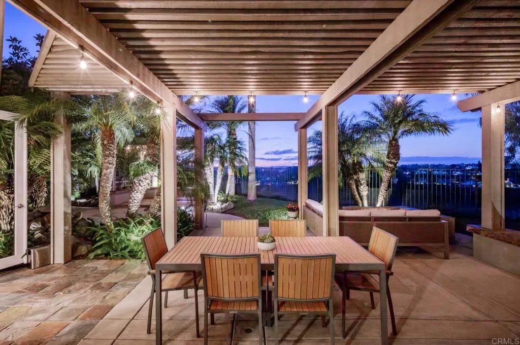 https://cdn.realtyfeed.com/cdn/127/306570759/7bea78dce91ea9a2a36bf5c8aec69c8a.webp