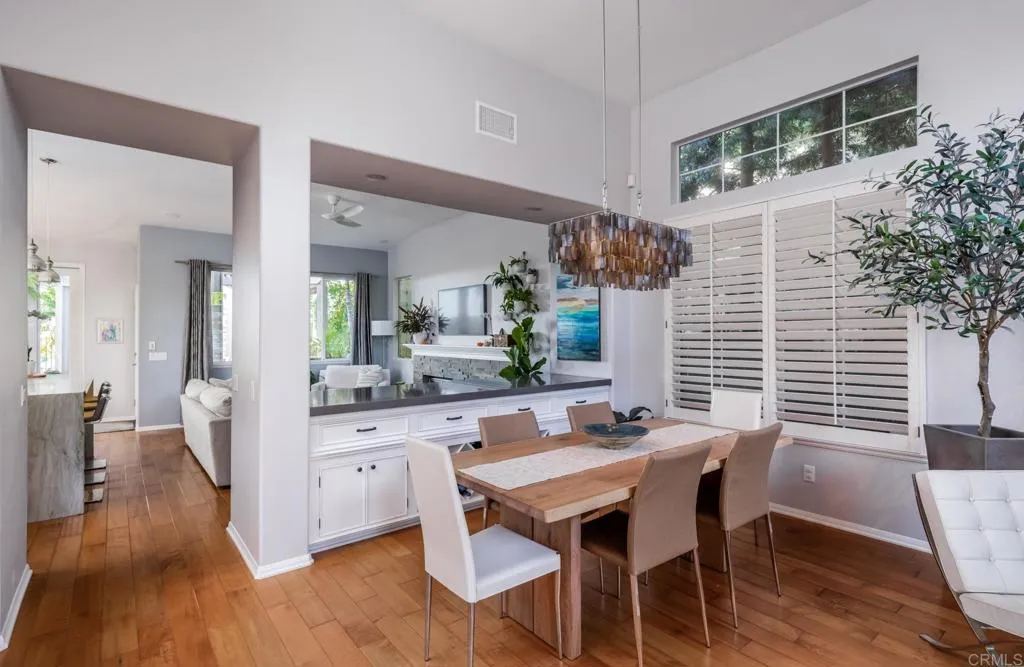 https://cdn.realtyfeed.com/cdn/127/306570759/b16796ada7004a0eae9f0847a2be737c.webp