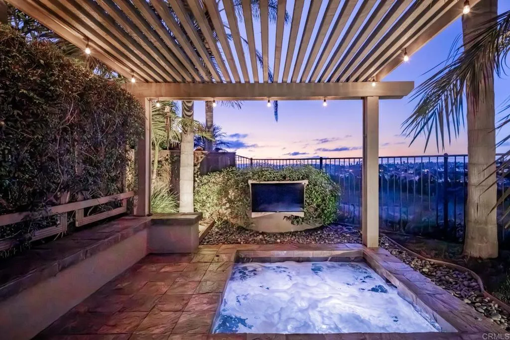https://cdn.realtyfeed.com/cdn/127/306570759/ed0ee2294ca004a14c184a80bdb6b475.webp