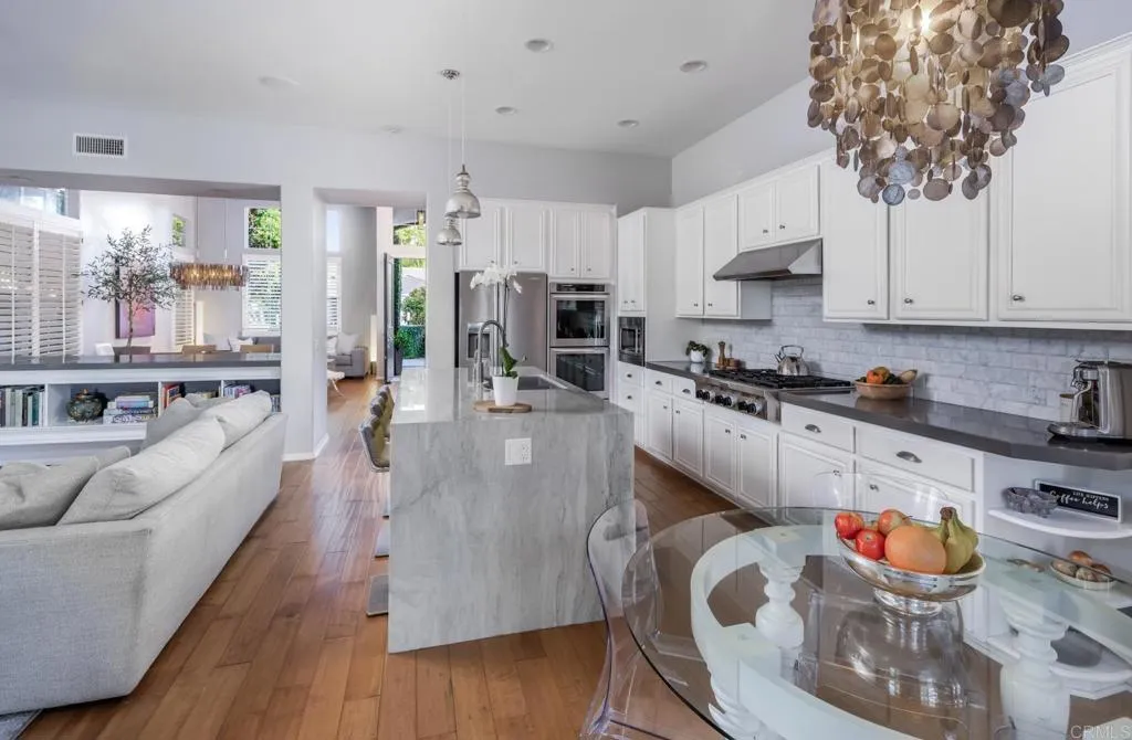 https://cdn.realtyfeed.com/cdn/127/306570759/fd7e110bbc069c890dd06e245aed7e2c.webp