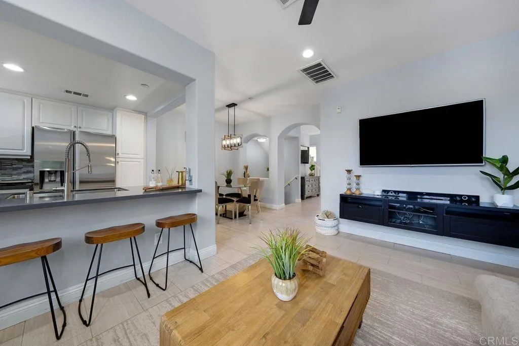 https://cdn.realtyfeed.com/cdn/127/306570846/649e8360e1c130a63f42b55b664e8533.webp