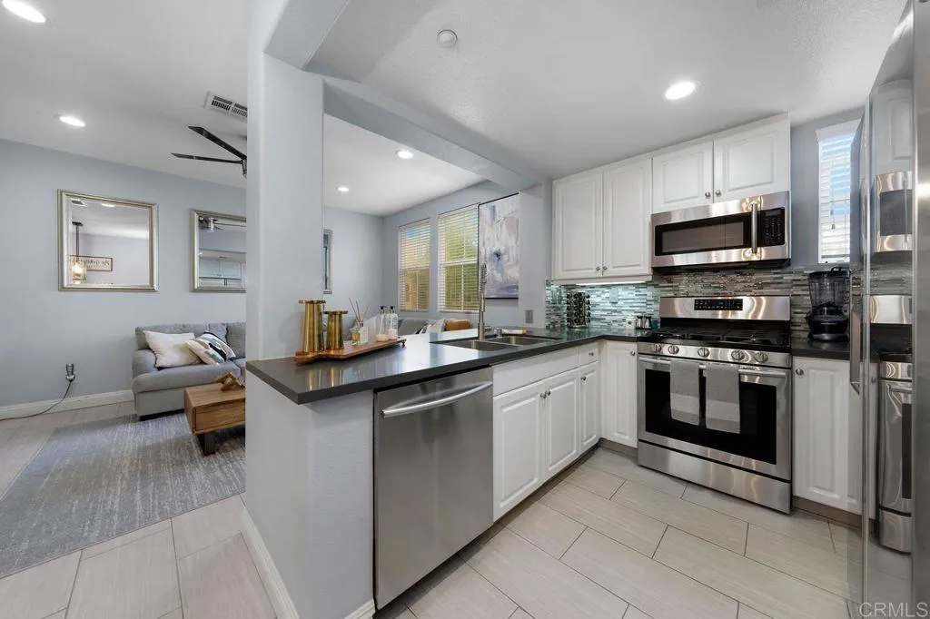 https://cdn.realtyfeed.com/cdn/127/306570846/9a7c0afea484b046e24d3f4c37ef6f13.webp