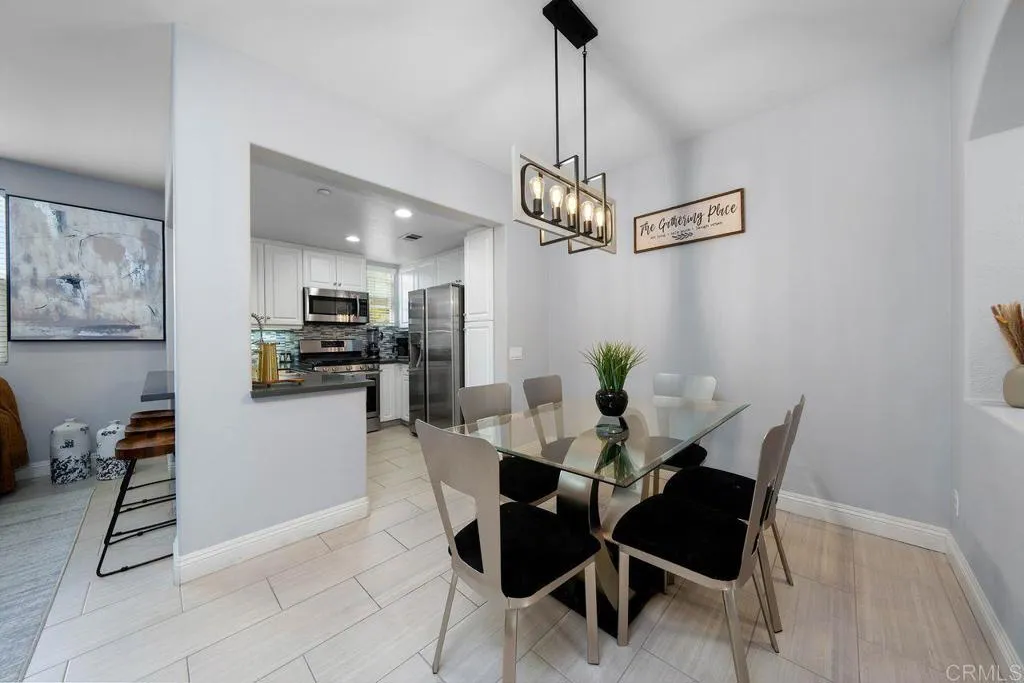 https://cdn.realtyfeed.com/cdn/127/306570846/dc53893521c60cfa32462d640af43346.webp