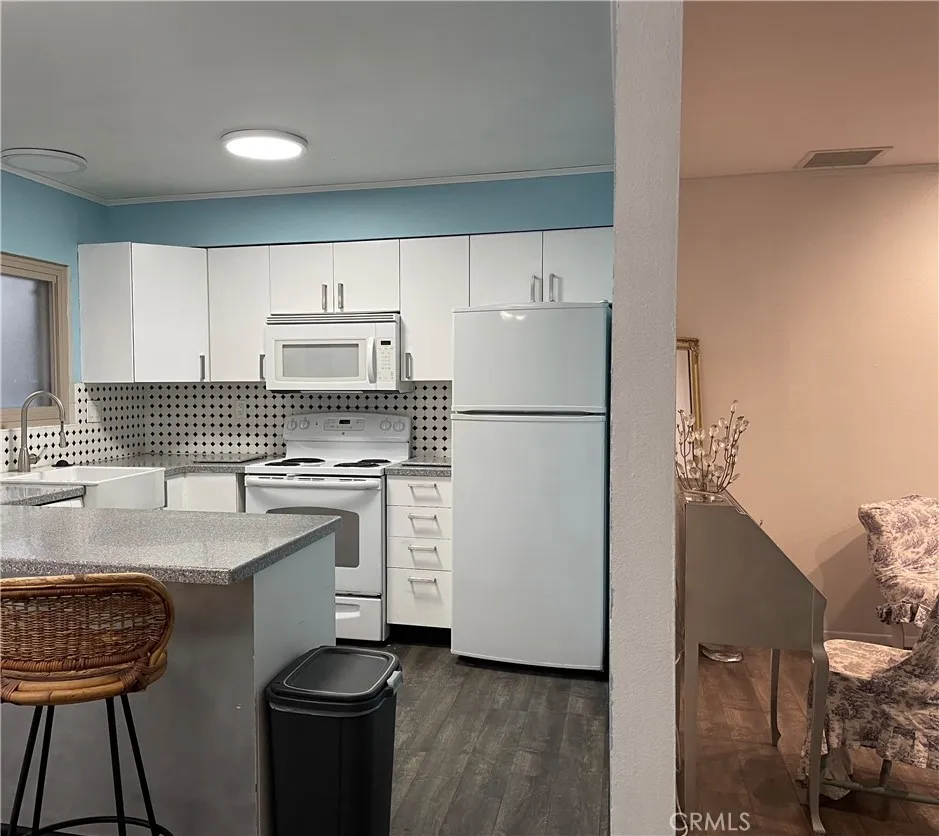 https://cdn.realtyfeed.com/cdn/127/306570876/66f9a9688f7330a0bb465a0bd981e6dc.webp
