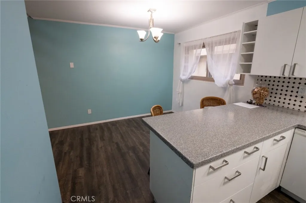 Photo #4: CV25244225 Listing: Photo #4