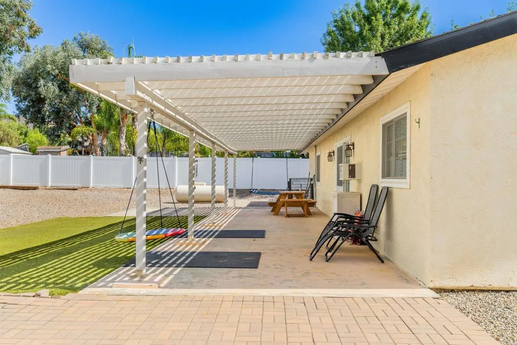 https://cdn.realtyfeed.com/cdn/127/306570932/f0018aa97dabefb529ccf97fdb3e1ea6.webp