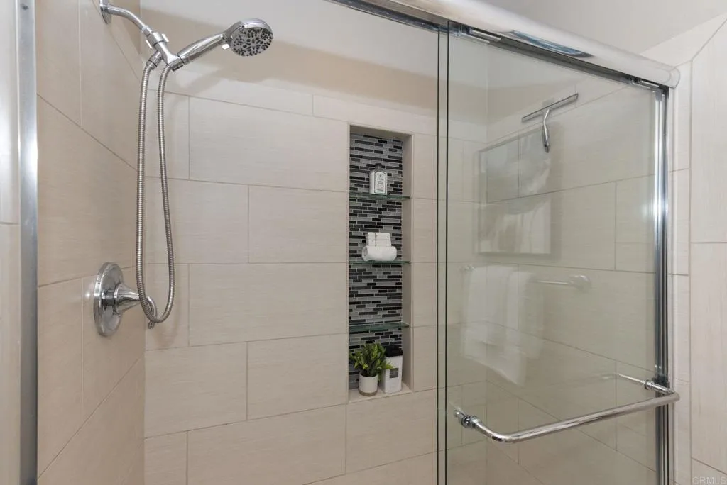 https://cdn.realtyfeed.com/cdn/127/306570963/e64e010b61ff2eb0c7e7eebf6fe047c2.webp
