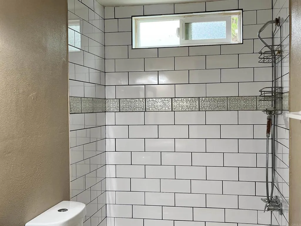 https://cdn.realtyfeed.com/cdn/127/306570997/1d31742dd9f59e9ff6786c340b86f69d.webp