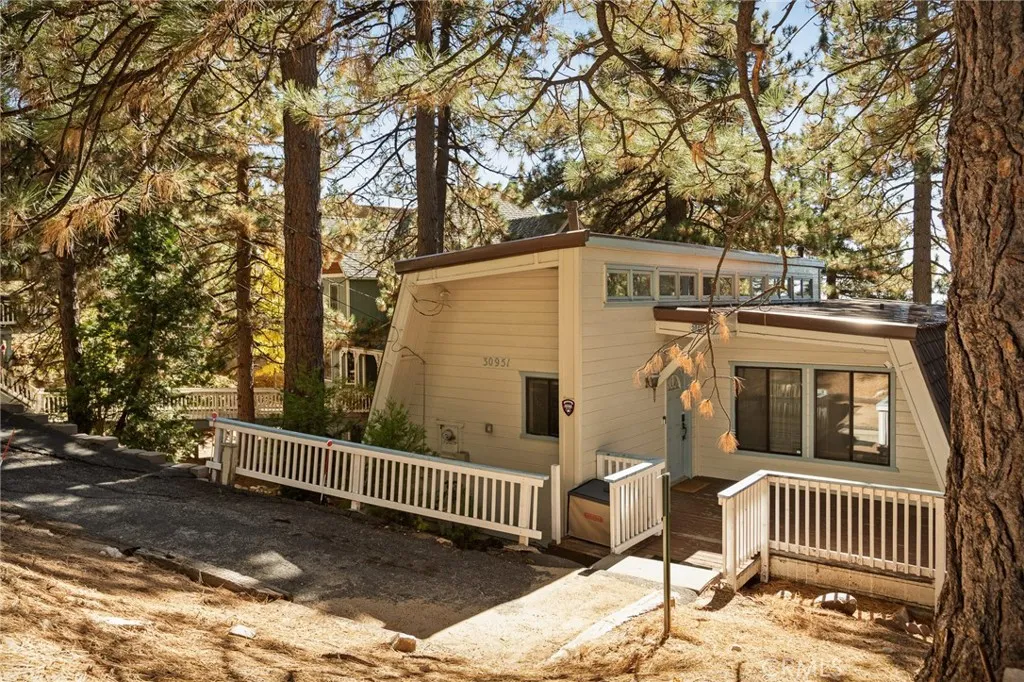 30951 Glen Oak, Running Springs, CA 92382 - Photo 2 of 34, Running Springs, CA