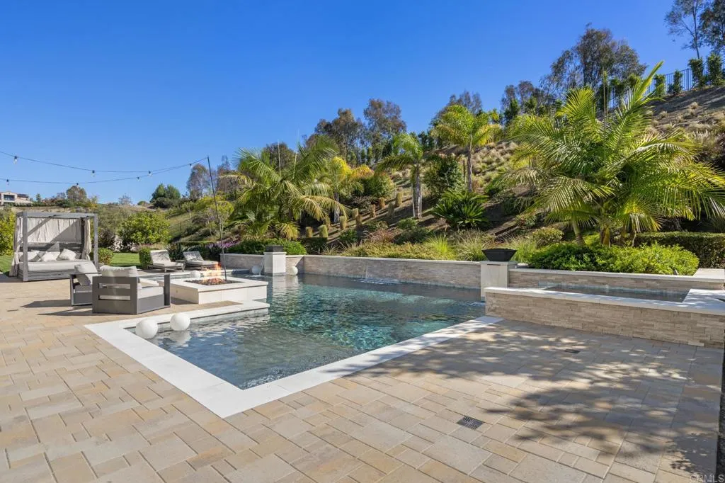 https://cdn.realtyfeed.com/cdn/127/306571075/0f6738b415a34593ad316129ed160882.webp