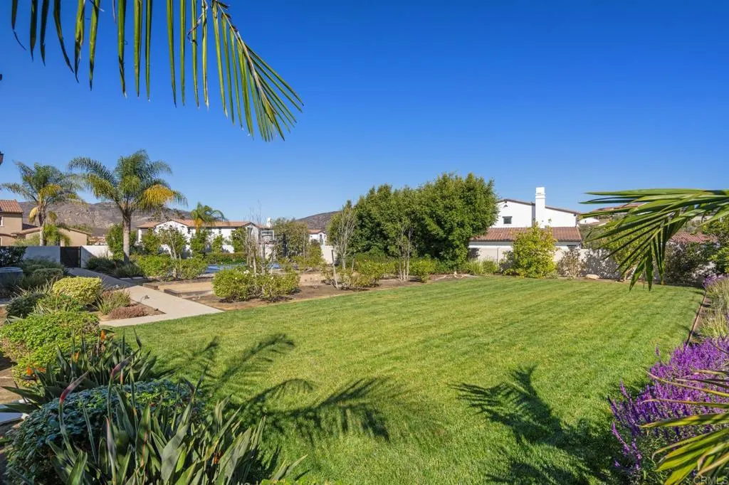 https://cdn.realtyfeed.com/cdn/127/306571075/fa11b45d1240a5509f927592713a3ca2.webp