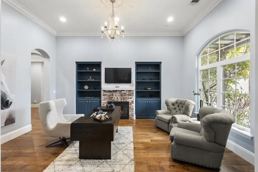 https://cdn.realtyfeed.com/cdn/127/306571127/8fe7609e742a34f13ca3ffd32f35bc73.webp