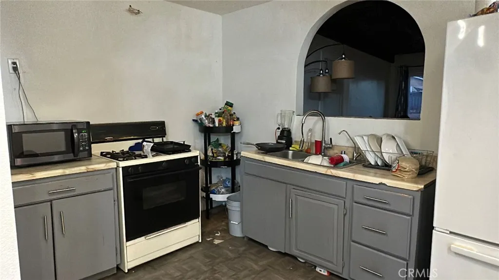 https://cdn.realtyfeed.com/cdn/127/306571169/8c22e7cf4ad94f0e6c2e0ea8e40d92d3.webp