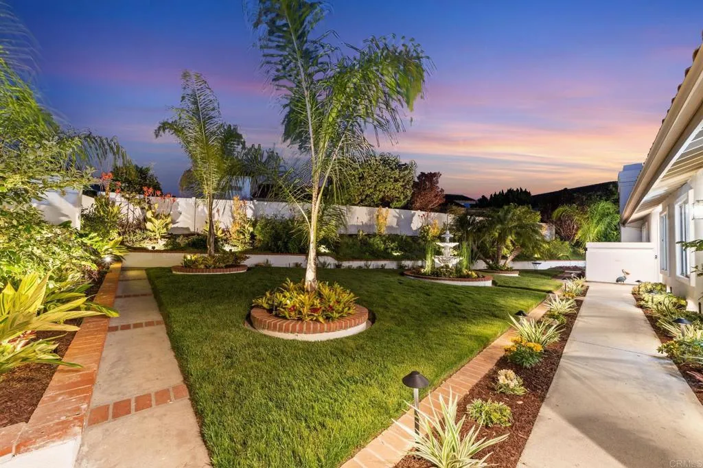 https://cdn.realtyfeed.com/cdn/127/306571174/65cf4bb7eeb54406b84a1c16caa5bbdb.webp