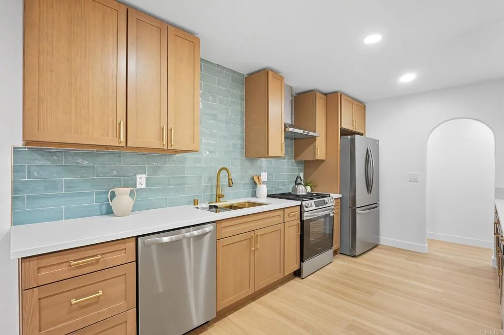 https://cdn.realtyfeed.com/cdn/127/306571212/c833b564a50543fbfe4e3b93d7bbf86c.webp