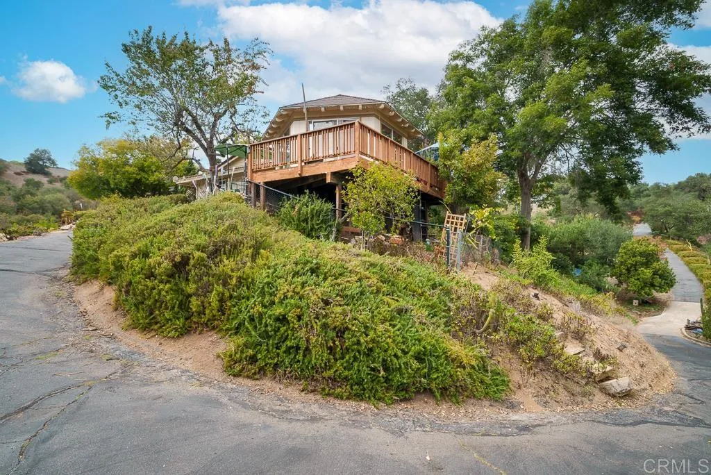 https://cdn.realtyfeed.com/cdn/127/306571217/828668fe47d1506b4b31de7f9609397b.webp