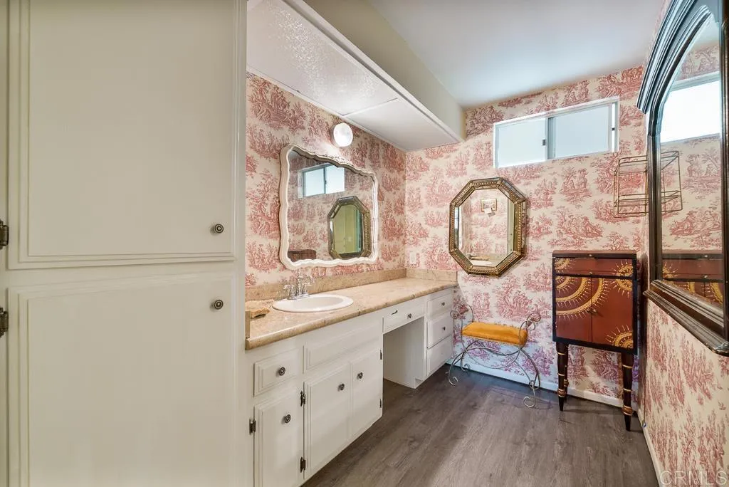 https://cdn.realtyfeed.com/cdn/127/306571217/867a5a6778f2cd89a4a76a916bd9c9e0.webp