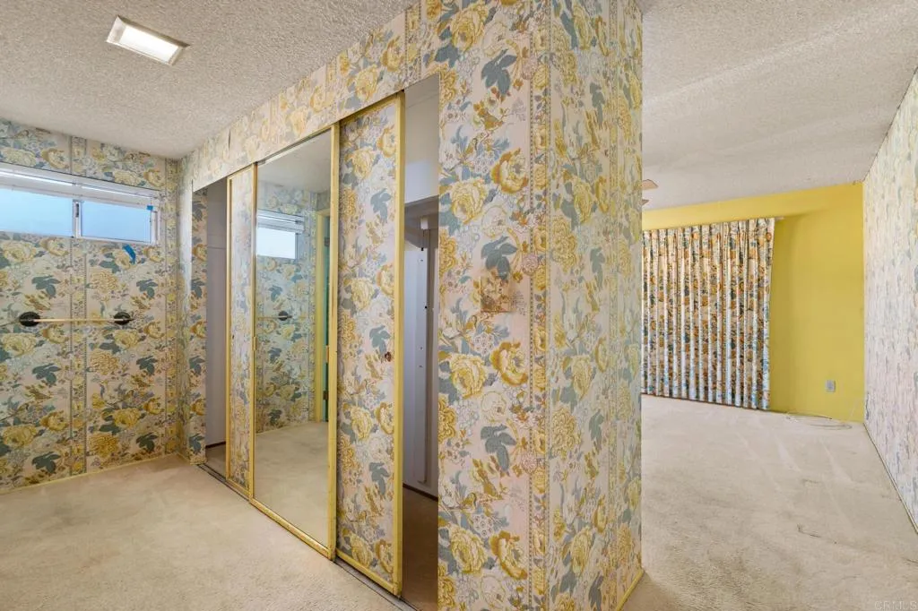 https://cdn.realtyfeed.com/cdn/127/306571220/3e7f9176a4ce612e6c07a2a1ef75aaea.webp