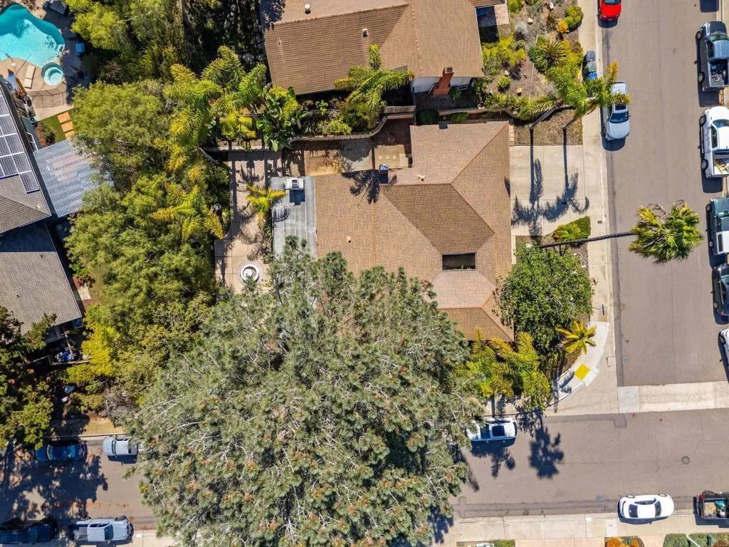 https://cdn.realtyfeed.com/cdn/127/306571220/b75fe74eb089a26e37040e08985dd67d.webp