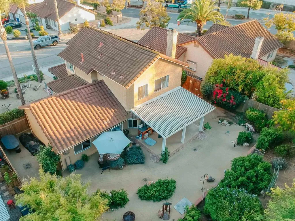 https://cdn.realtyfeed.com/cdn/127/306571221/190dac6e0dba2acb43942709d31c1279.webp