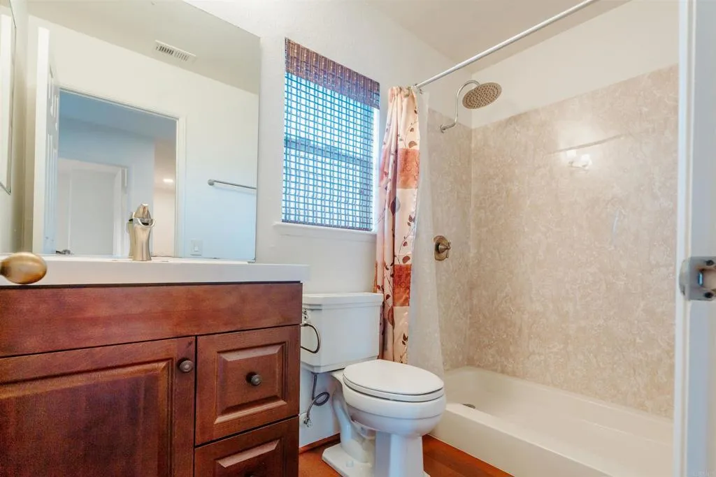 https://cdn.realtyfeed.com/cdn/127/306571221/ff30f3e3eee3b9f0a848d8b6962501e5.webp